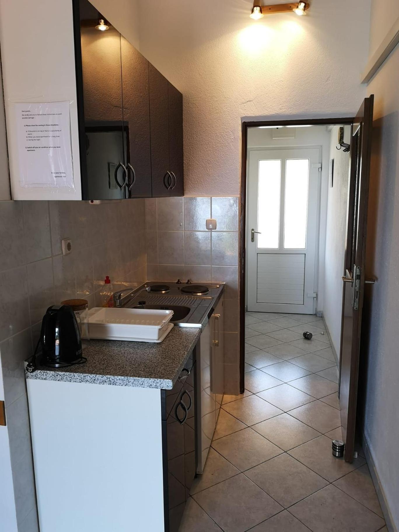 Apartments Toni Трогір Екстер'єр фото